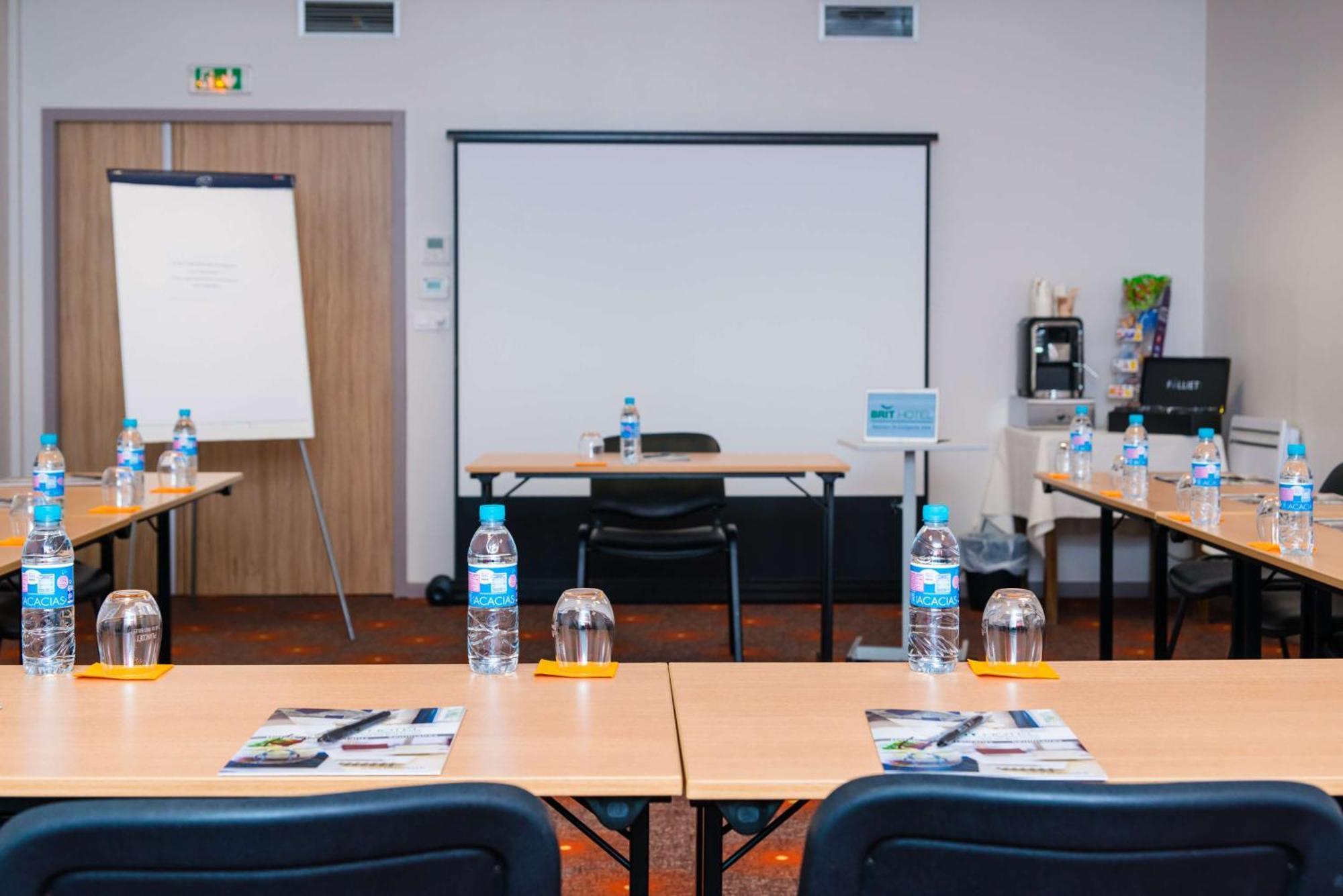 Brit Rennes St Grégoire – Le Villeneuve 3*