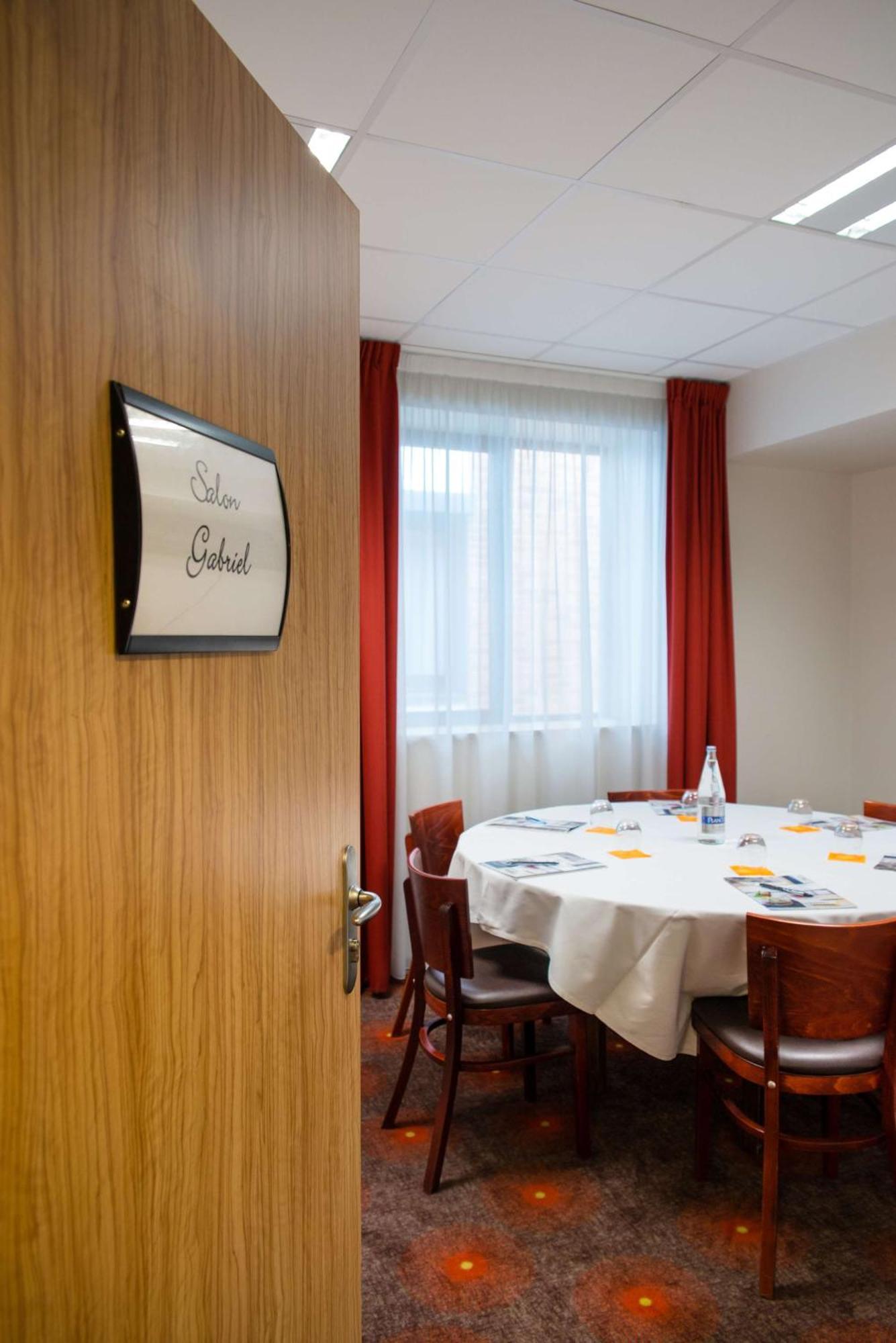 Hotel Brit Rennes St Grégoire – Le Villeneuve 3*