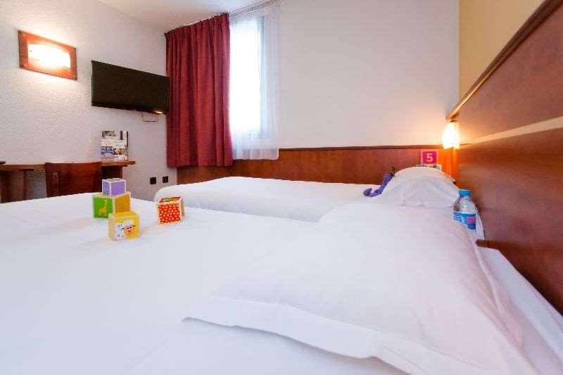 Brit Rennes St Grégoire – Le Villeneuve 3*