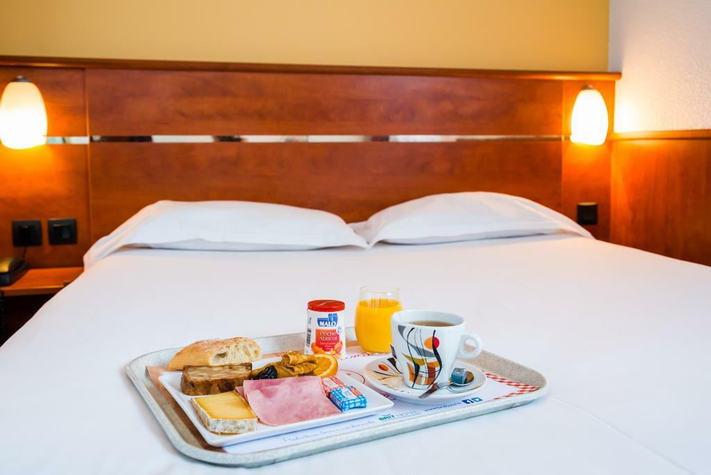 Brit Rennes St Grégoire – Le Villeneuve Hotel 3*